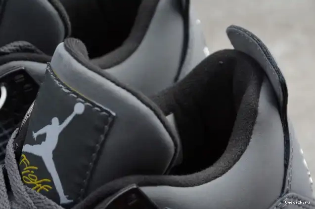 One Kick (2019) Retro Jordan Air Cool 308497-007 4 Grey 0706